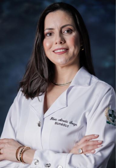 Dra. Flávia Almeida Souza, Biomédica Esteta